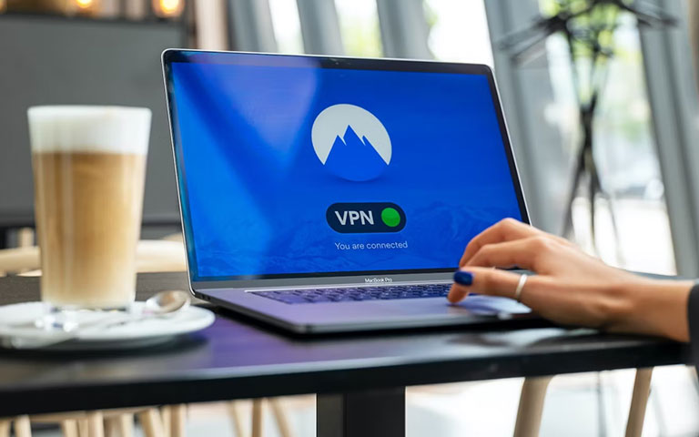 vpn connecting on laptop